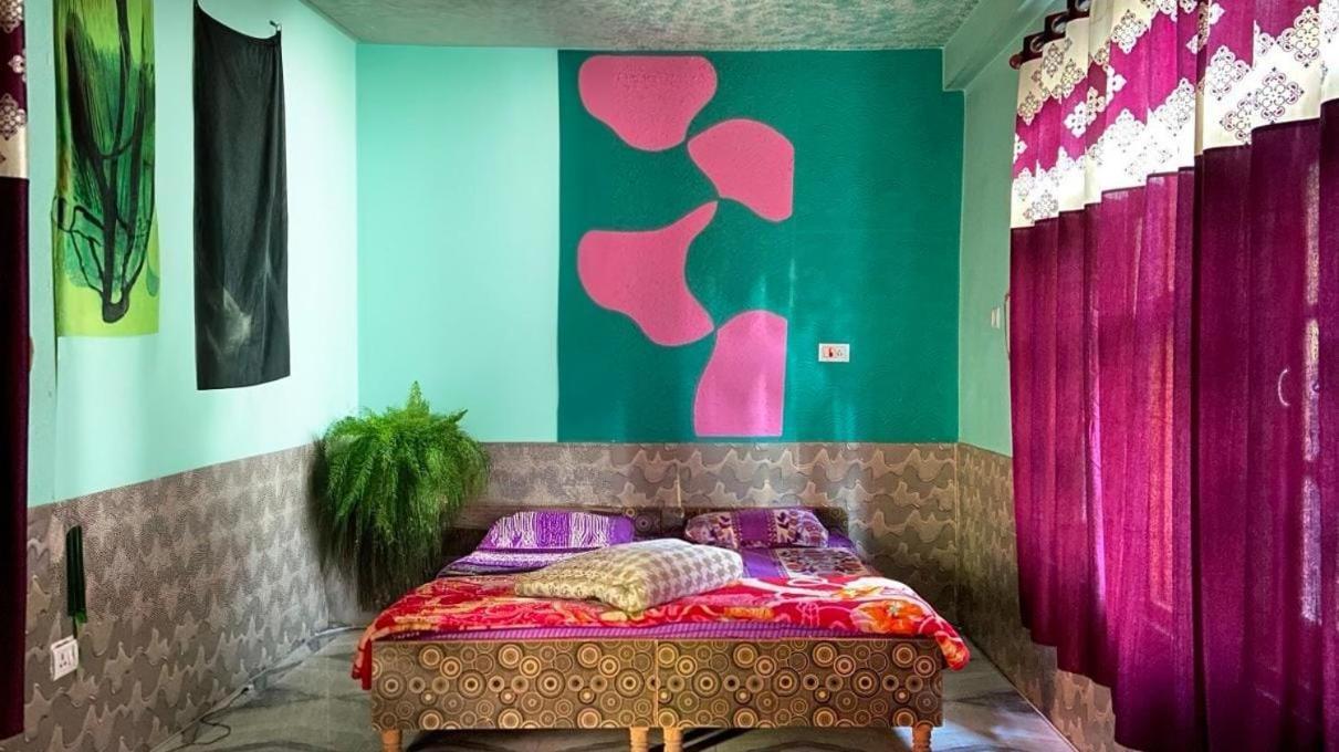 Nucleus Guest House Касоль Экстерьер фото